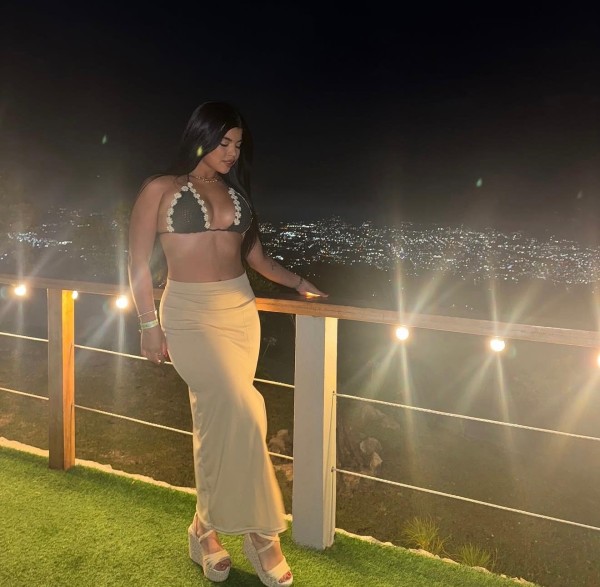 VENEZOLANA CULO RICO MORENA SEXY TODA UNA DIOSA PARA FOLLARVEN Y ME PRUEBAS