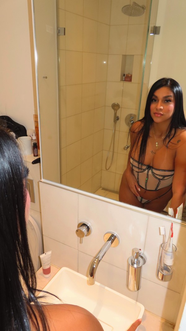 Hola cariño hermoso soy una bella latina