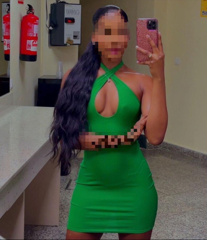 LATINA MORBOSA Y CALIENTE LISTA PARA ATENDERTE