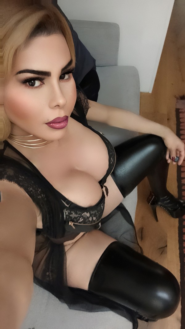 Mis amores estaré pocos días en la ciudad chica re