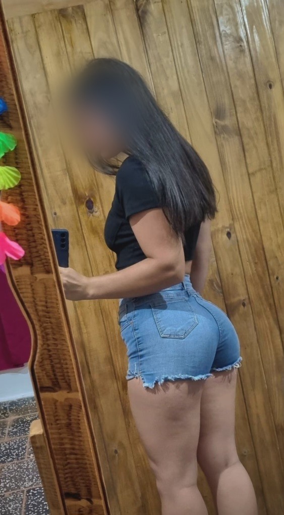 Joven guapa delgadita en Palencia