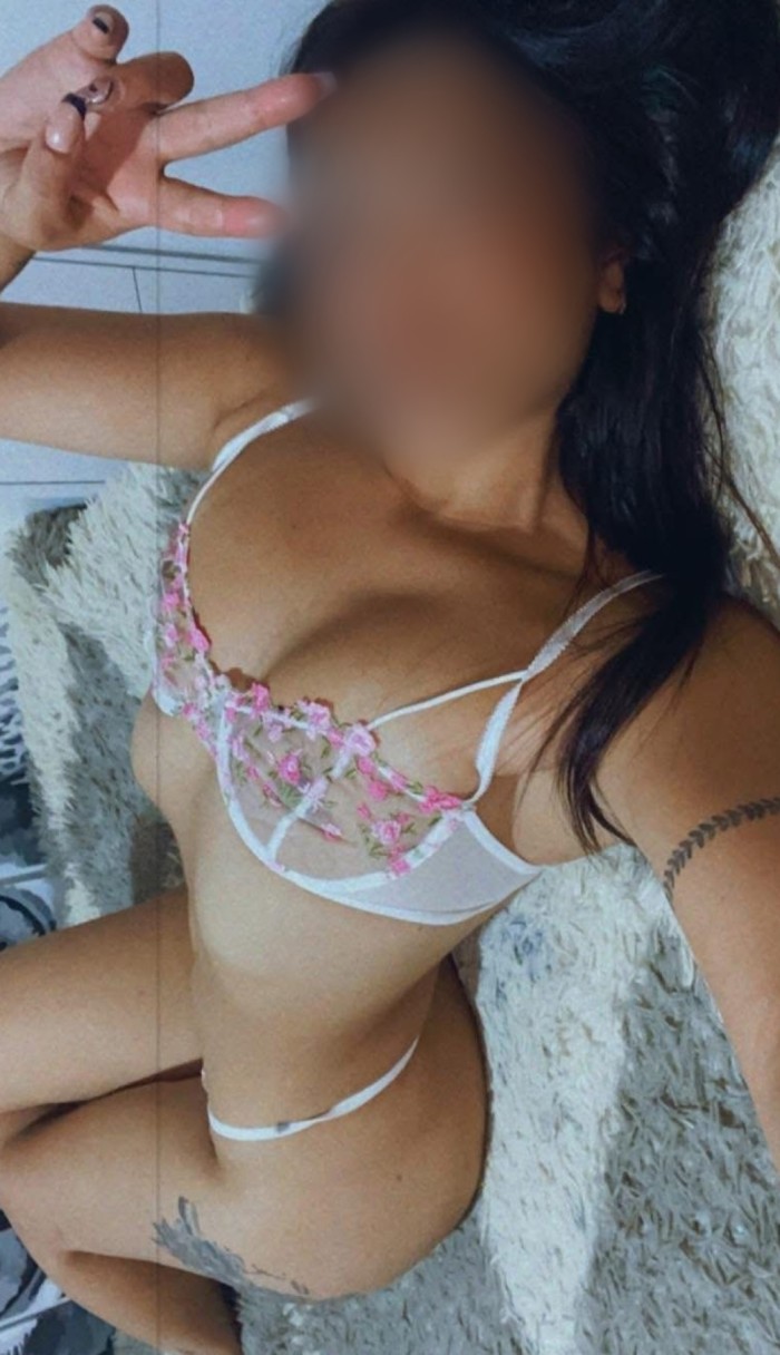 CON GANAS DE HACER COSITAS CALIENTES