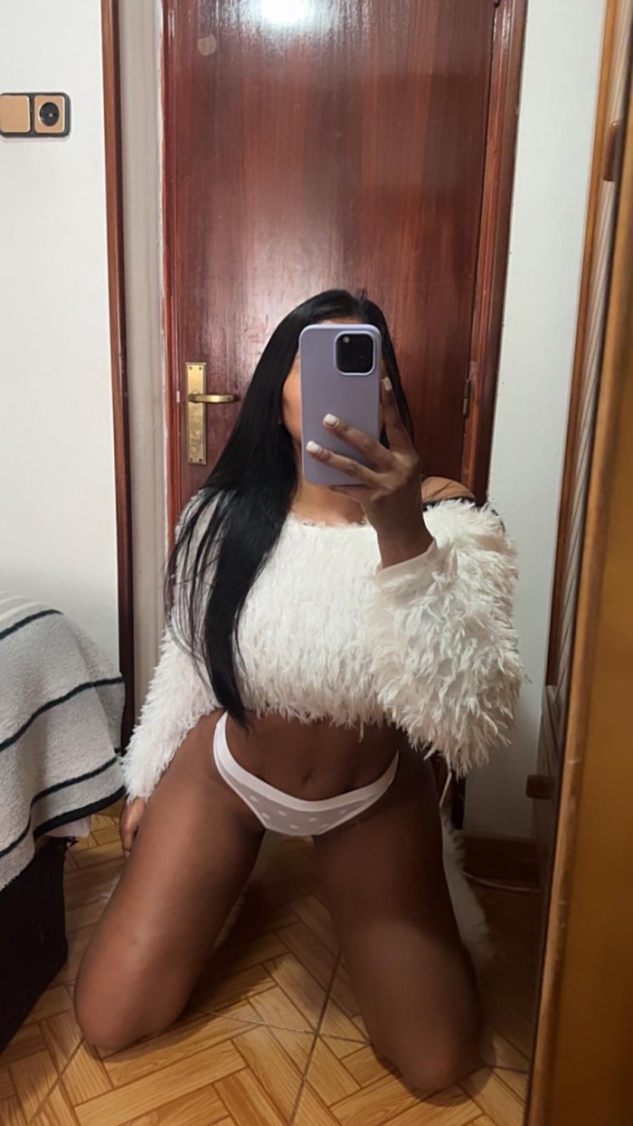 Recién llegada encanto de mujer muy cañera