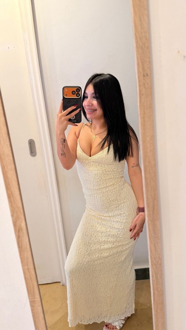 Laura novedad escort preciosa cariñosa pequeñita ️🩷