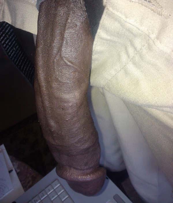 africano para chica o pareja trio