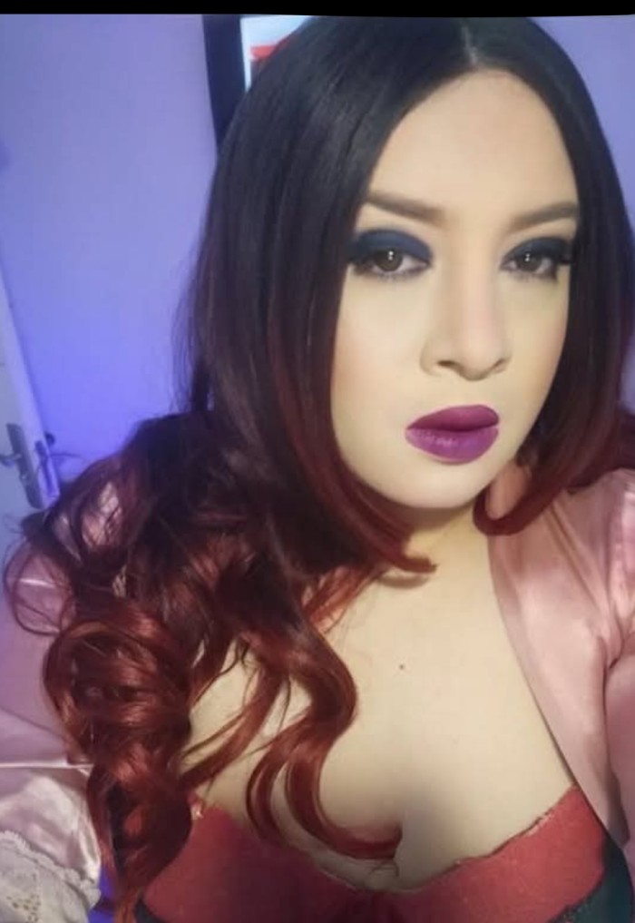 Valeria te follo bien lechera pollona 24h guárdama