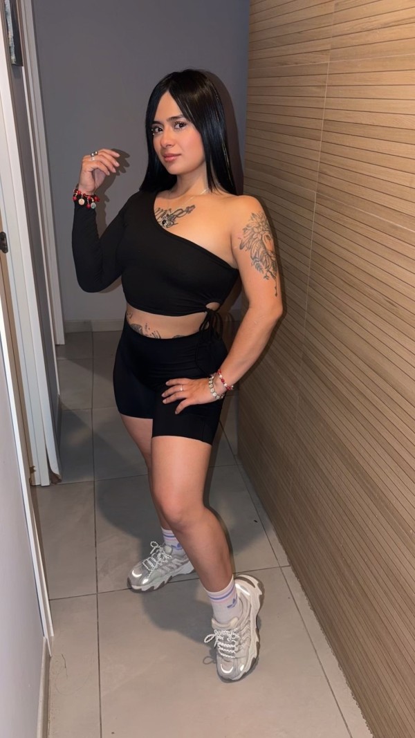 Soy TATIANA una chica GUAPA y con ganas de pasarlo BIEN….