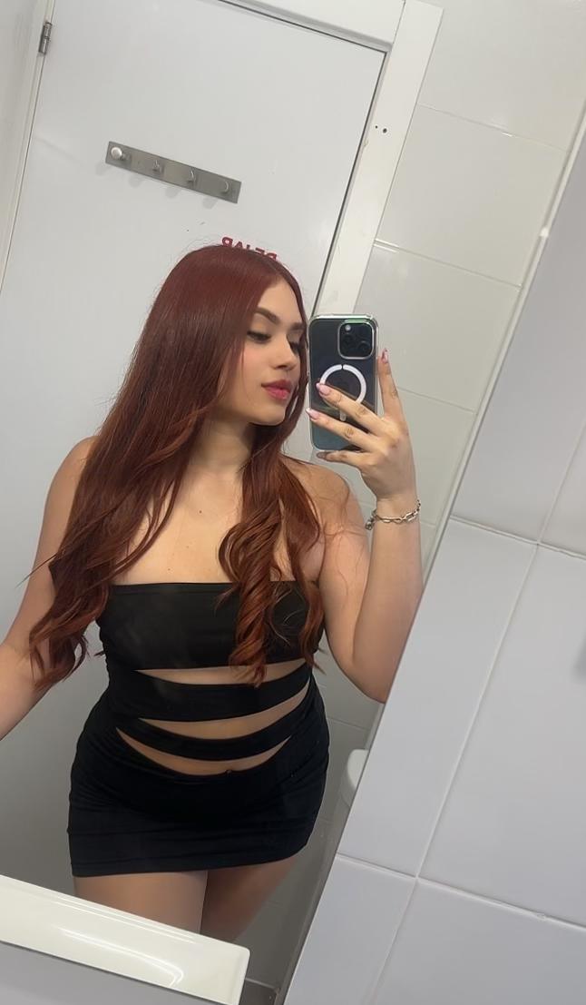 Reyna de belleza a tu disposición en Torrassa