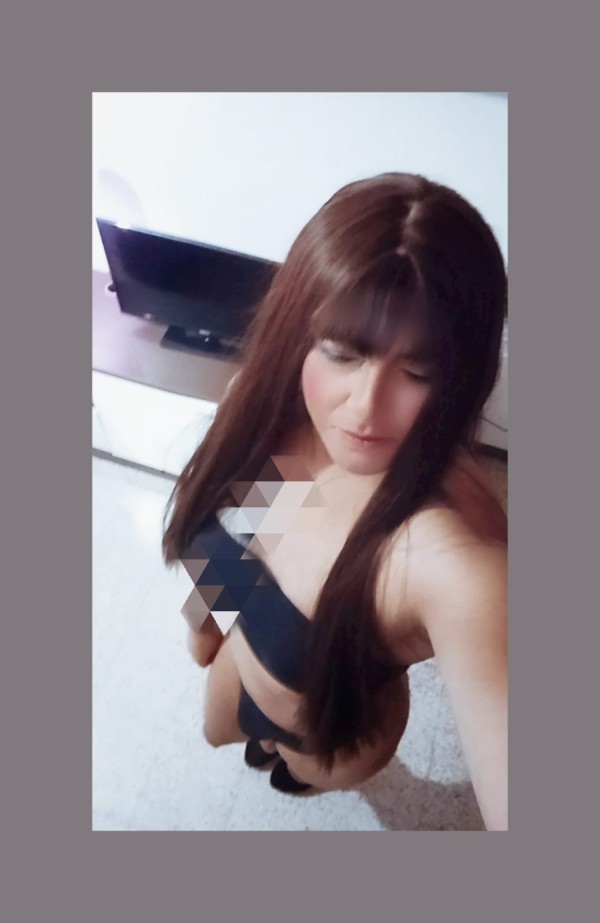 Mulata sexy fiestera morbosa pollona y culito sexy
