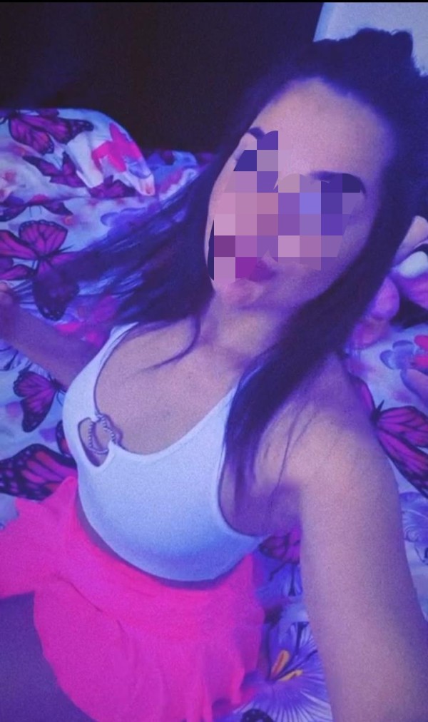 Morboza cariñosa cachonda diavlona complacente y f