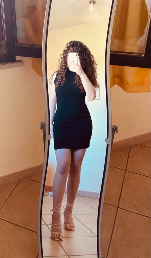 SOFI MASAJISTA IMPLICADA NATURAL