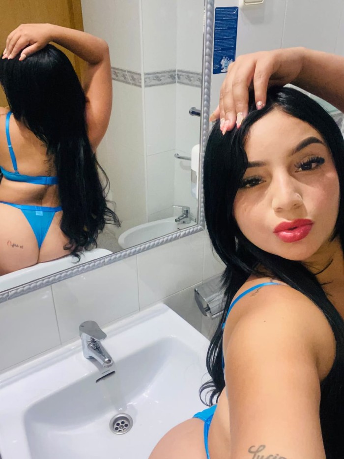 Novedad, francés sin, besos con lengua, fiestera