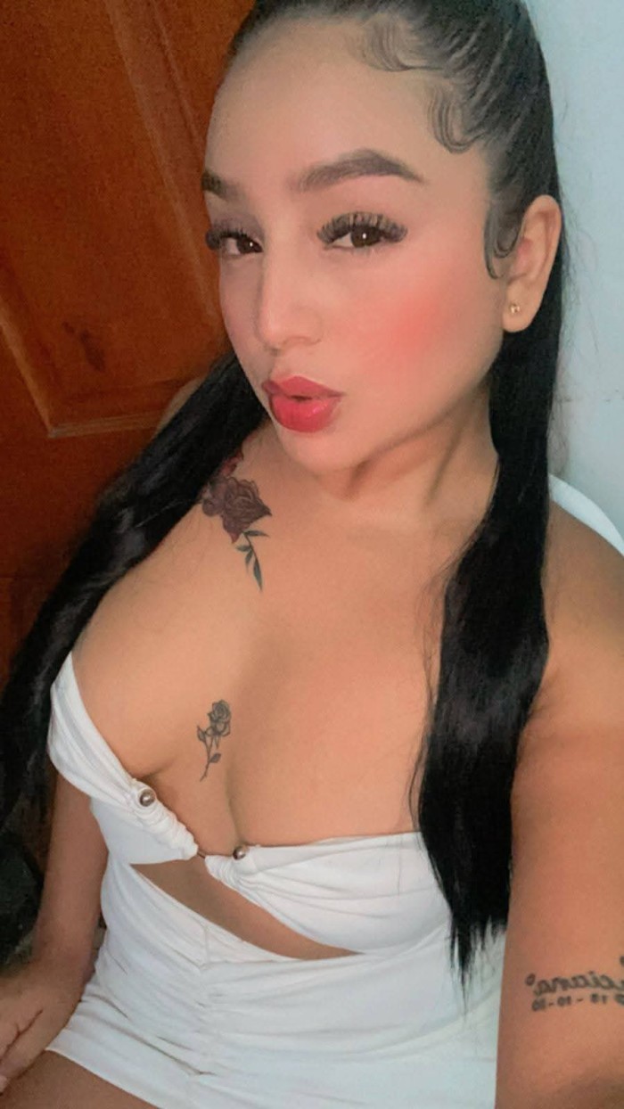 Novedad, francés sin, besos con lengua, fiestera