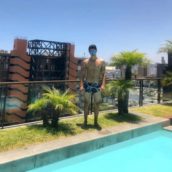 Mateo masajes a caballeros yo joven y guapo