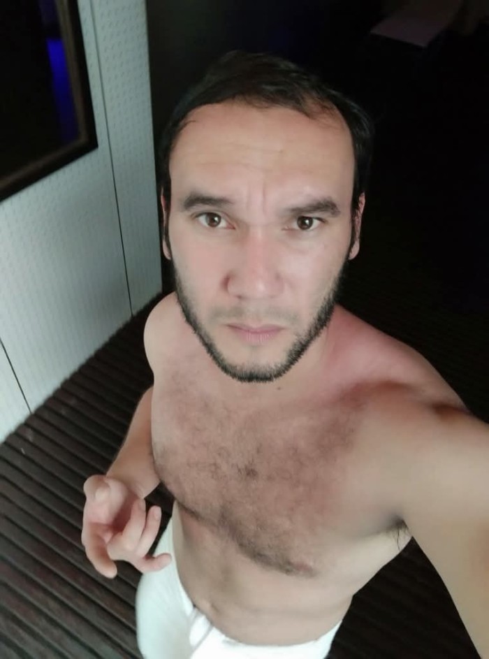 Hola soy chico PARAGUAYO POLLÓN XL