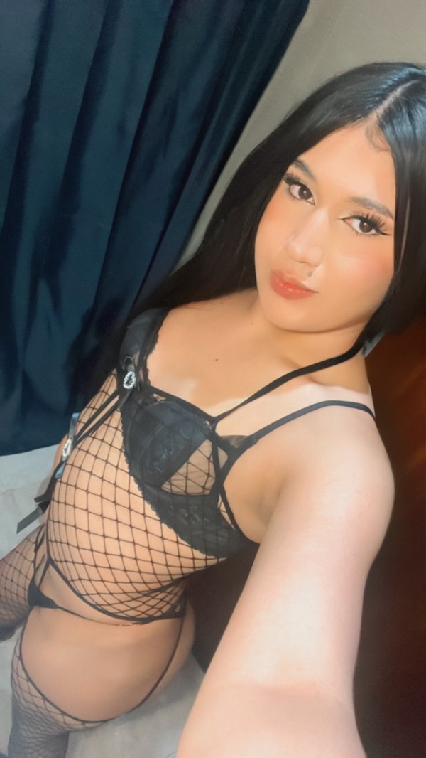 CHANELL TRANS NIÑATA 19 AÑOS CAÑERA GUARRA FIESTERA DE NUEVO EN IRUN