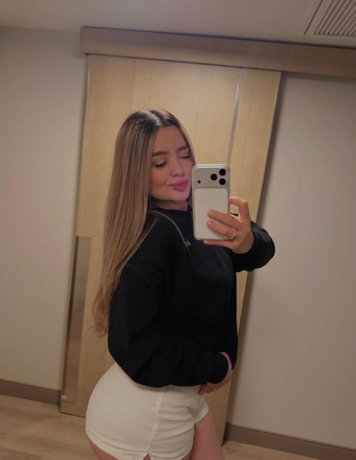 JOVENCITA COLOMBIANA PARTICULAR 24H