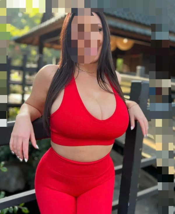 Exquisite y Elegantee MASAJISTA EROTICA….