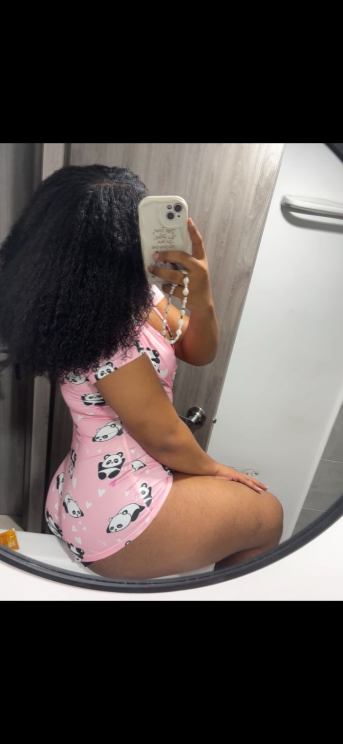 TRANS CACHONDA CON MUCHO AGUANTE ACTIVA Y PASIVA