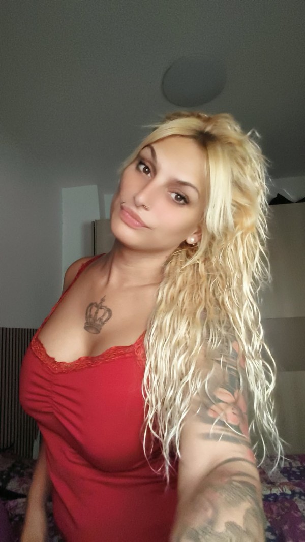 Mistress victoria número 1 sin límite sexo a pelo natural coño y culo