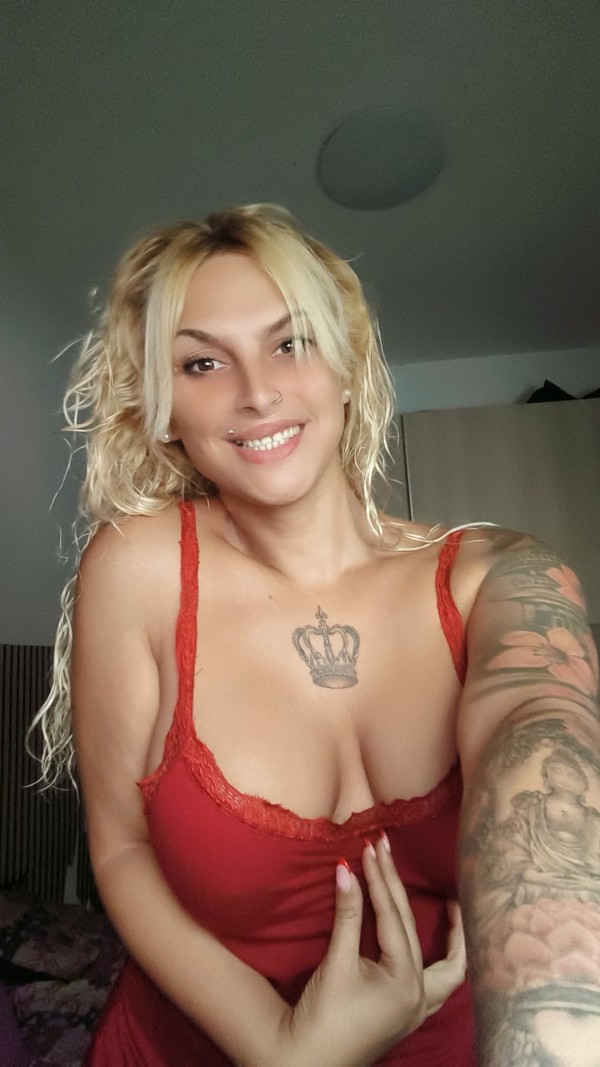 Mistress victoria número 1 sin límite sexo a pelo natural coño y culo