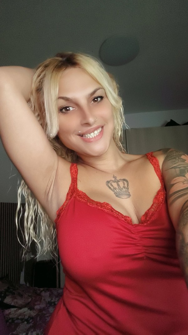 Mistress victoria número 1 sin límite sexo a pelo natural coño y culo