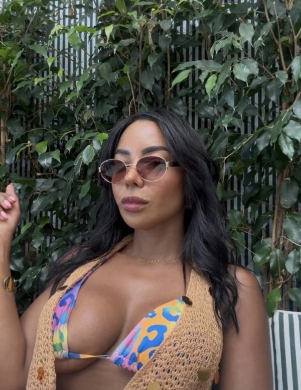 UNA HERMOSA VENEZOLANA EN MARBELLA EL FUEGO PURO