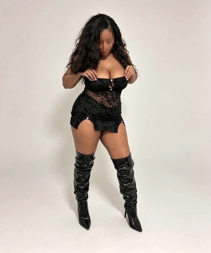 NUEVA EN ELCHE DARIANA MORENAZA PURO FUEGO