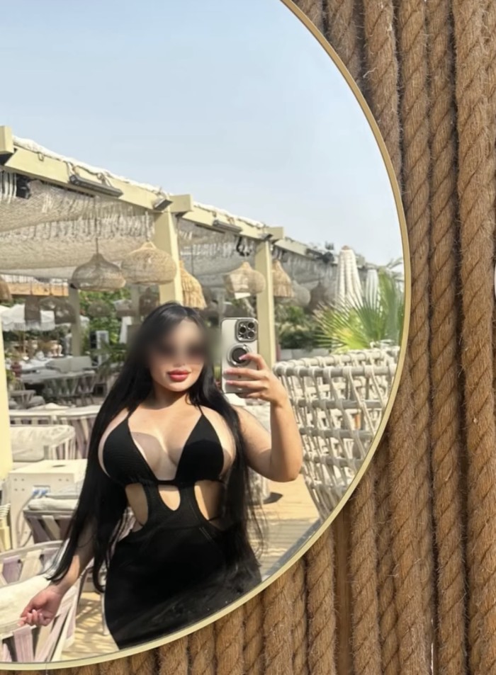 Emily  desde Medellín muy cachonda y morbosa