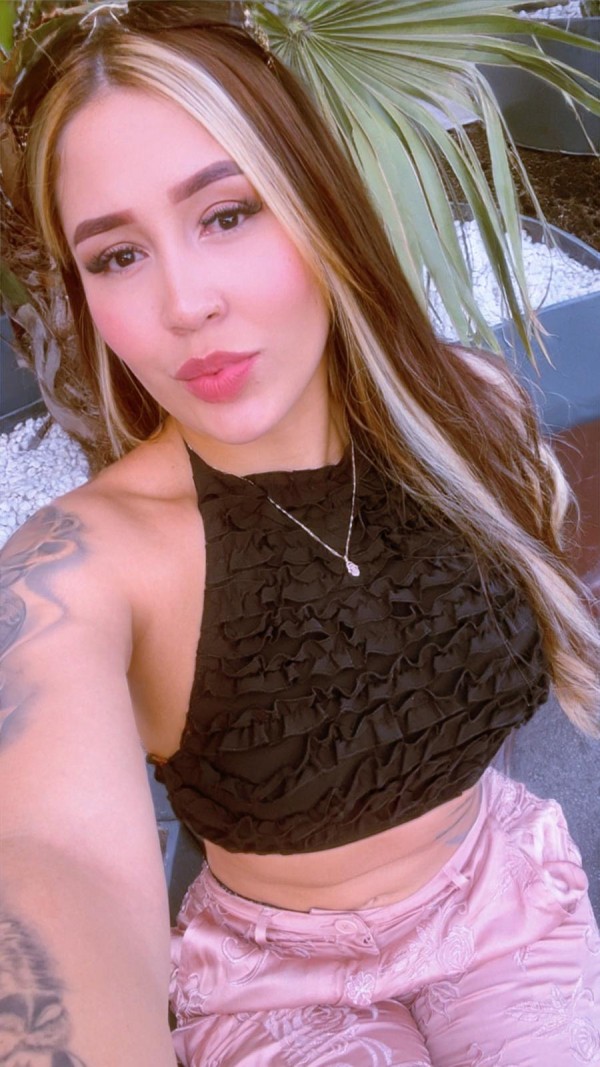 MIA CACHONDA Y FIESTERA