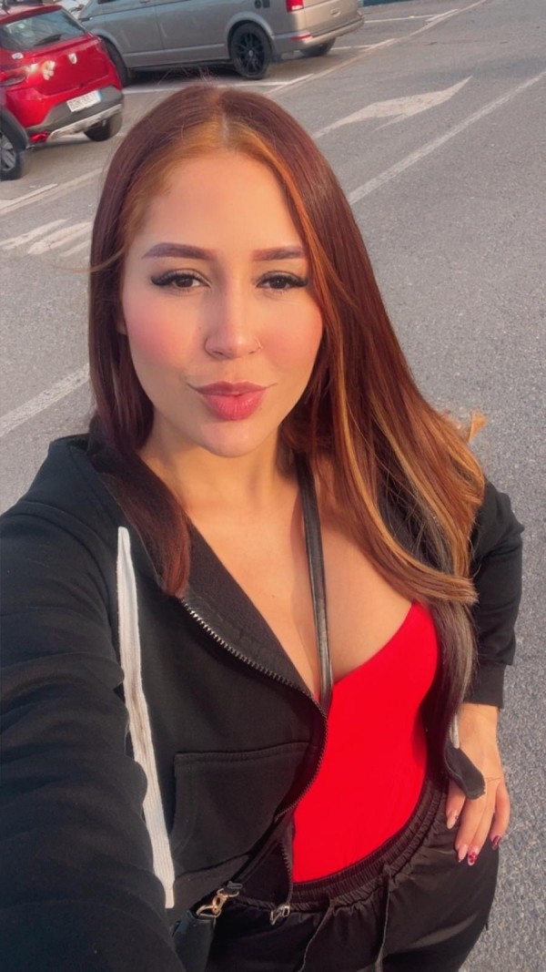 MIA CACHONDA Y FIESTERA