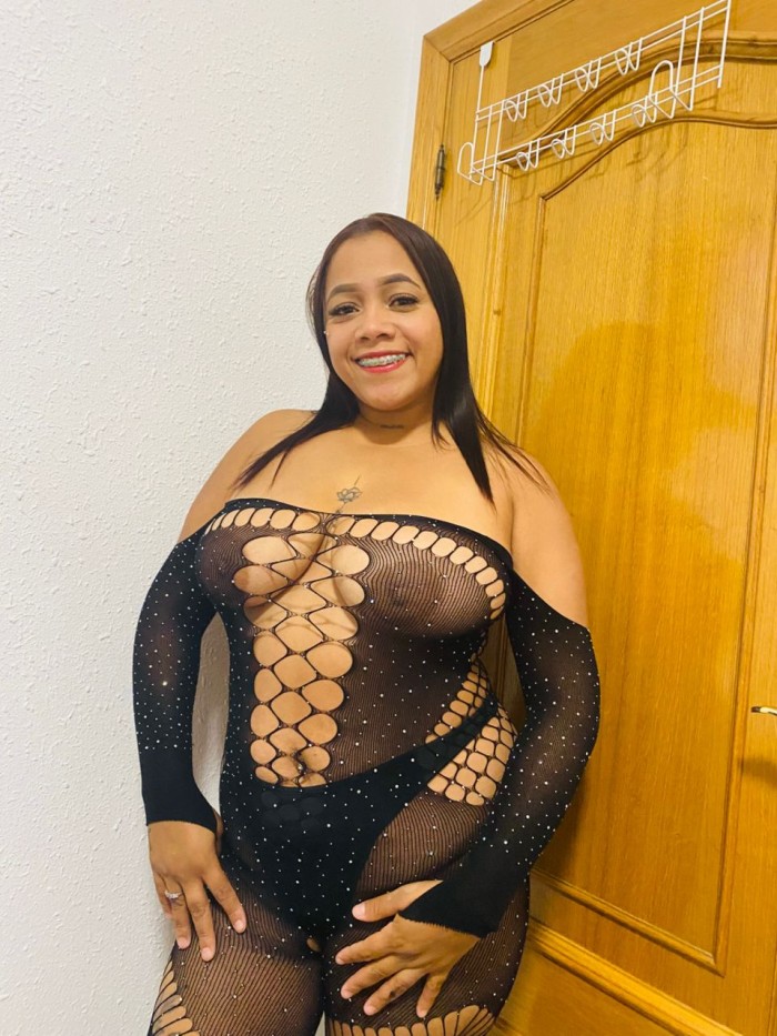 VENEZOLANA JOVENCITA GUAPISIMA NOVEDAD 24H