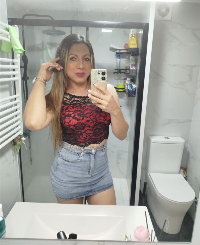 Trans muy caliente delgadita en Entrevias