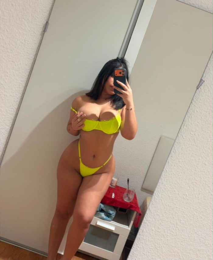 SOY CANDY, VENEZOLANA CALIENTE Y EXOTICA