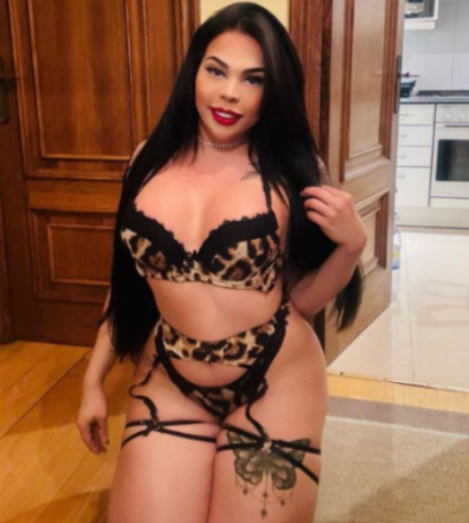 CHICA TRANS LUJURIOSA VERSATIL CACHONDA MORBOSA COMPLACIENTE