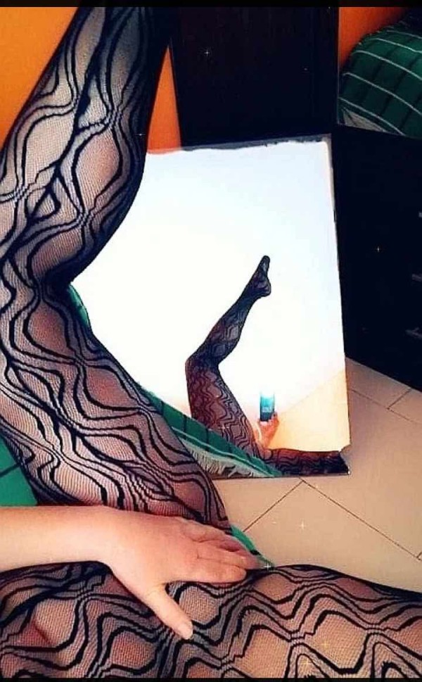 Novia virtual para tus pajitas preferidas.