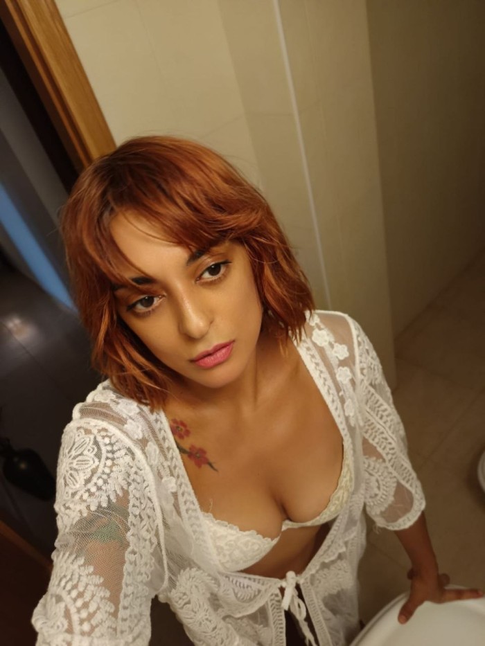 PATRICIA ESPAÑOLA 24H DELGADA CON GANAS DE FIESTA