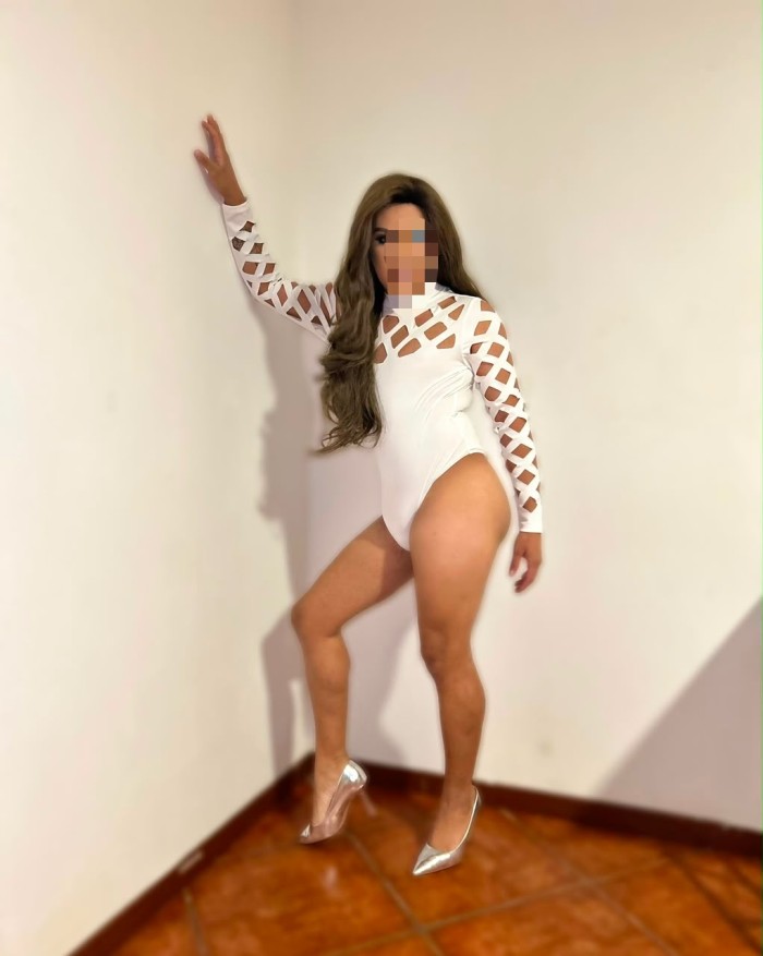 Travesti cachonda
