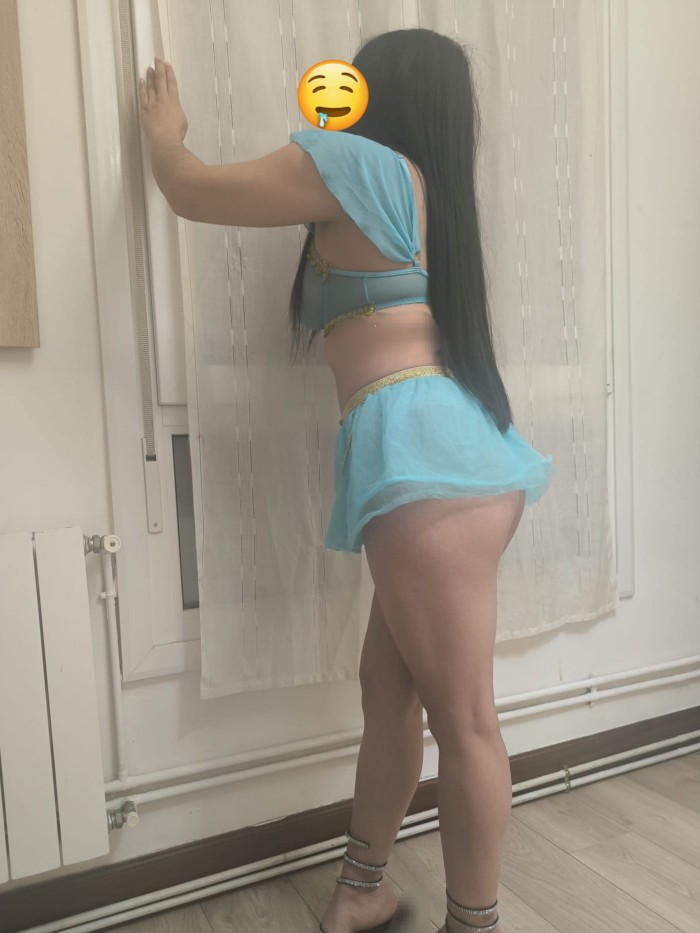 Rosy Latina cachonda por Barakaldo con sitio