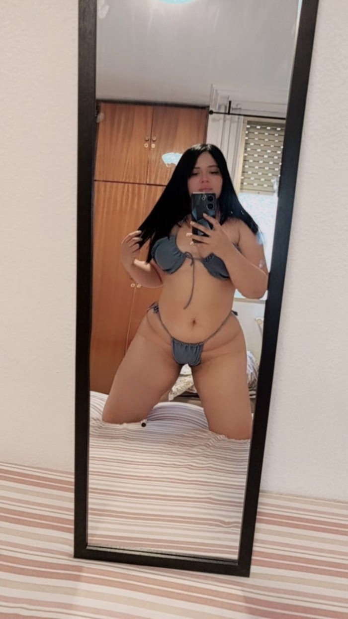 VENEZOLANA JUGUETONA LISTA PARA MOMENTOS ÚNICOS