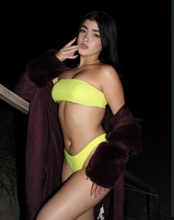NUEVA TENTACIÓN NICOL coñito estrecho sexo a full Cáceres