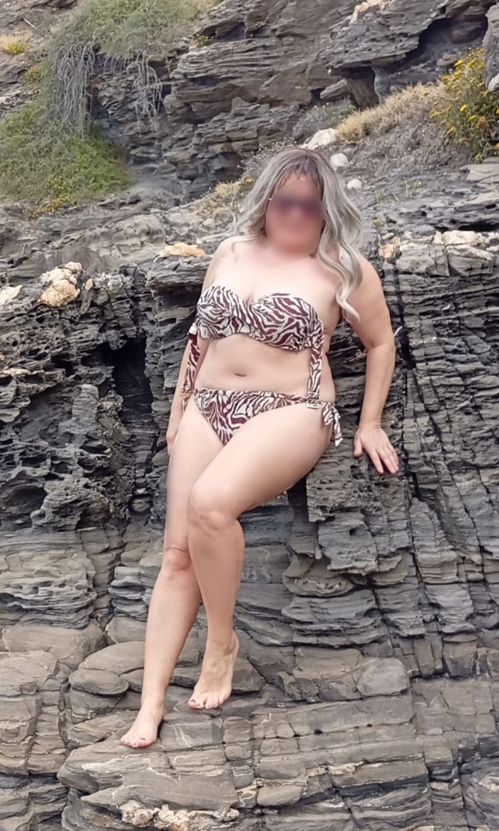 RUSA  MORBOSA SOY SU AMA ALMERIA ALCOMPO