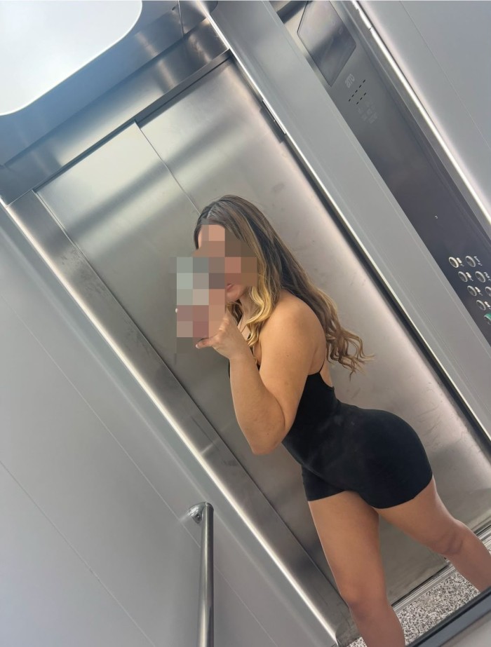 Brenda 25 años colombiana implicada trato de novios sin prisas torremolinos