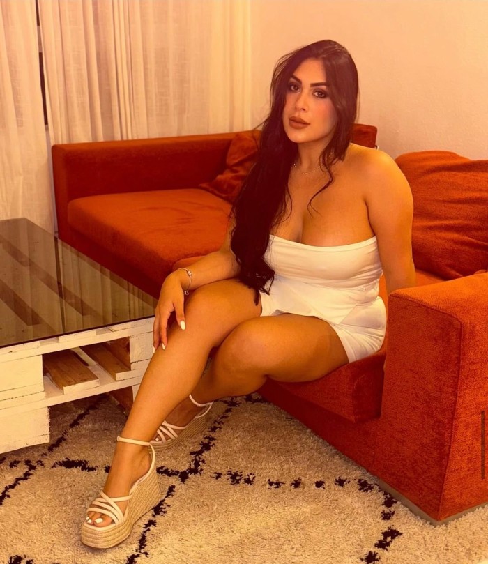 Hermosa y sexy latina novedad