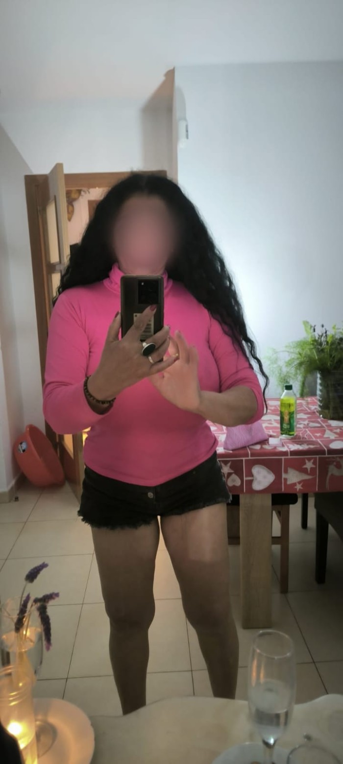 MASAJISTA MADURITA EXPERTA EN DARTE PLACER