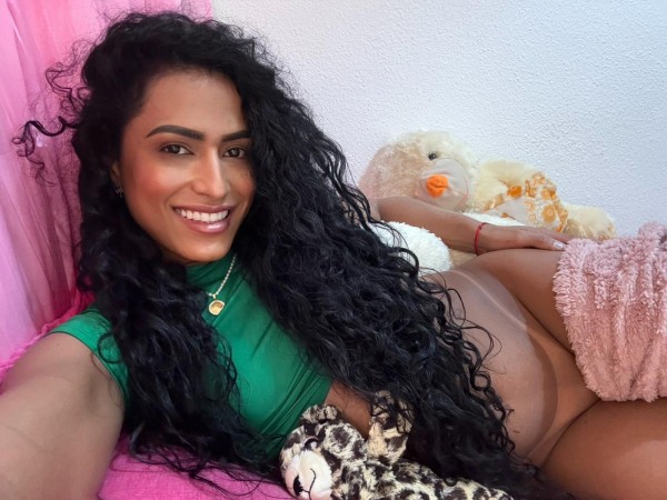 Luz chica trans nueva por Pueblo Nuevo.