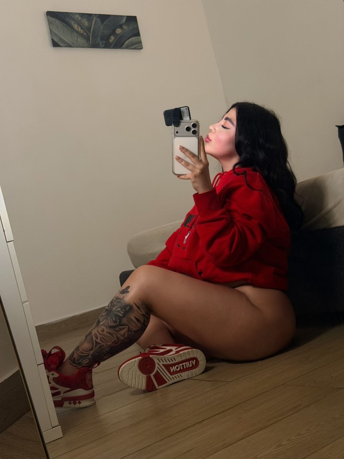 SOFIA JOVENCITA SERVICIAL RECIÉN LLEGADA
