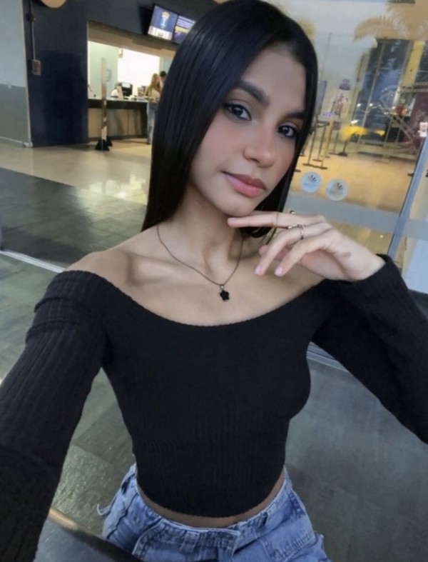 encantadora jovencita recien llegada a jaen