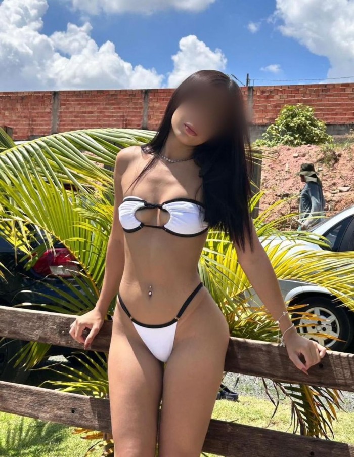 VEN Y PRUEBA MI COÑITO ROSADO ARDIENTE LATINA VIP