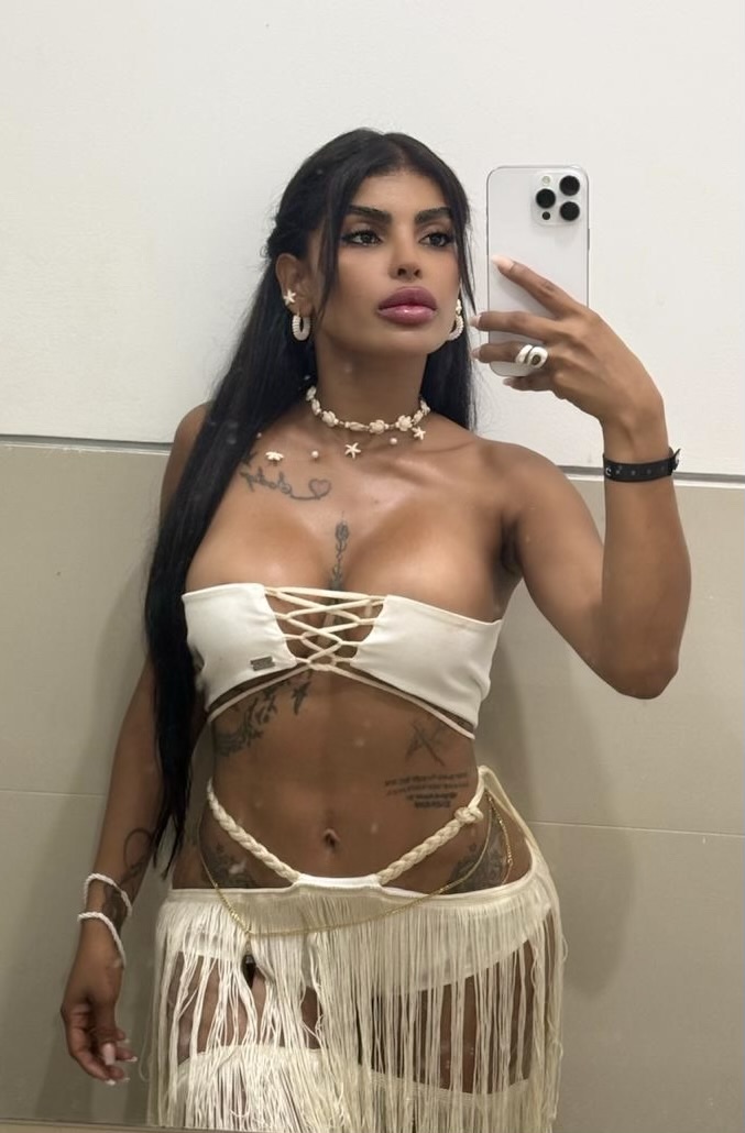 Morena ardiente